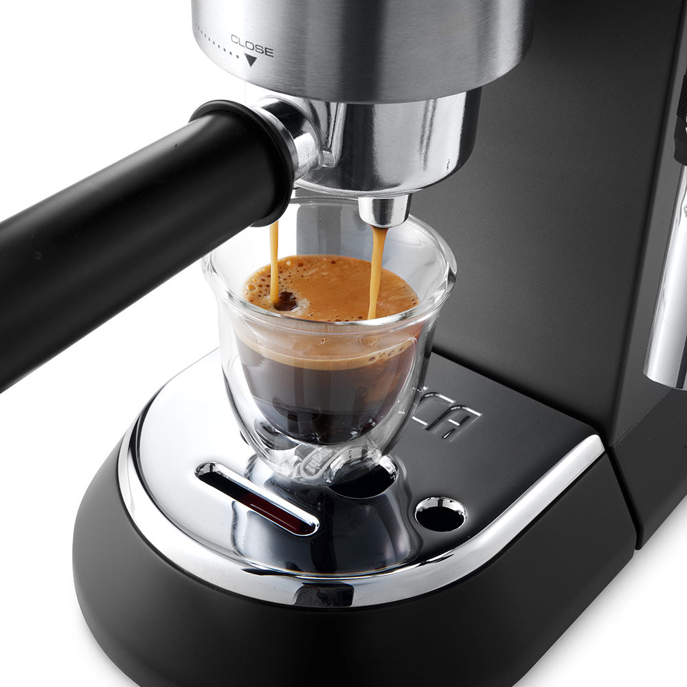 DeLonghi Dedica Pump Manual Espresso Coffee Machine, EC685