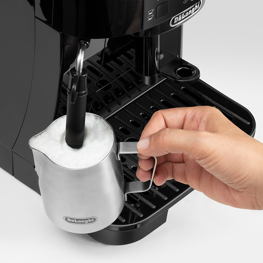 DeLonghi Magnifica S Bean To Cup Coffee Machine, ECAM12.121.B