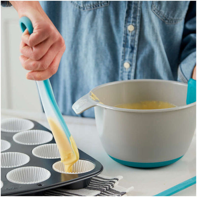 Wilton Versa-Tools Squeeze & Pour Spatula