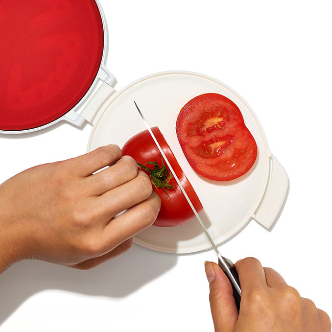 OXO Cut & Keep Silicone Tomato Saver