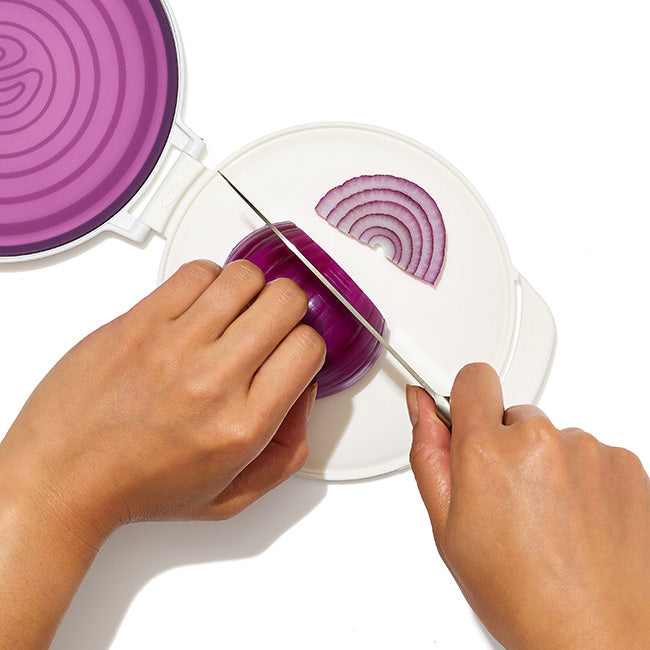 OXO Cut & Keep Silicone Onion Saver