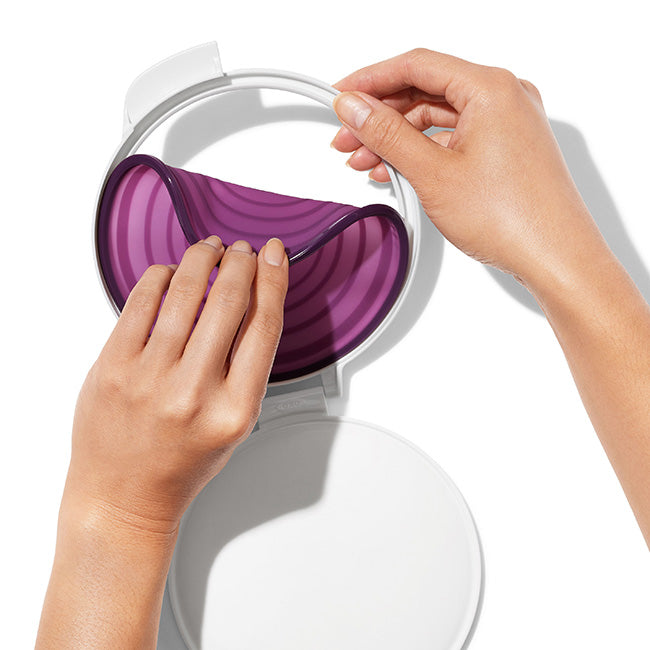 OXO Cut & Keep Silicone Onion Saver