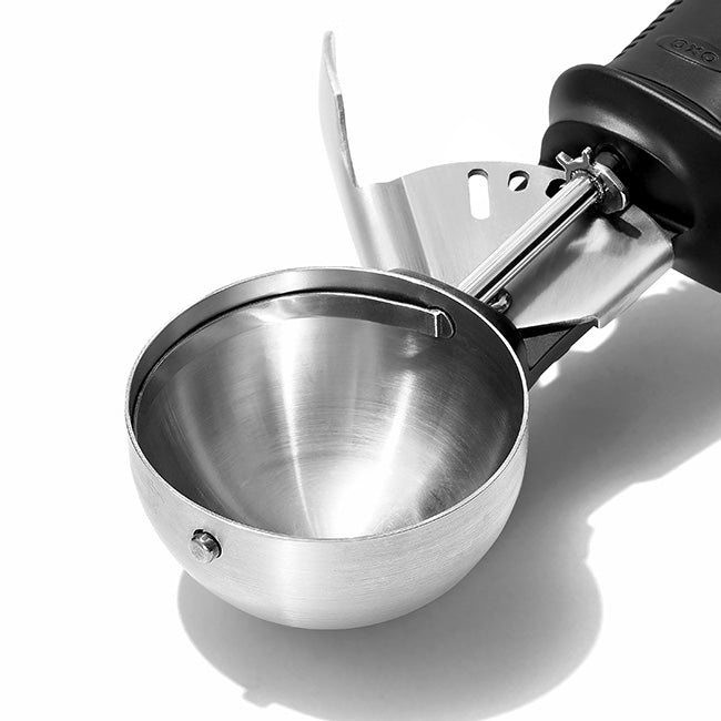 OXO Good Grips Trigger Ice Cream Scoop