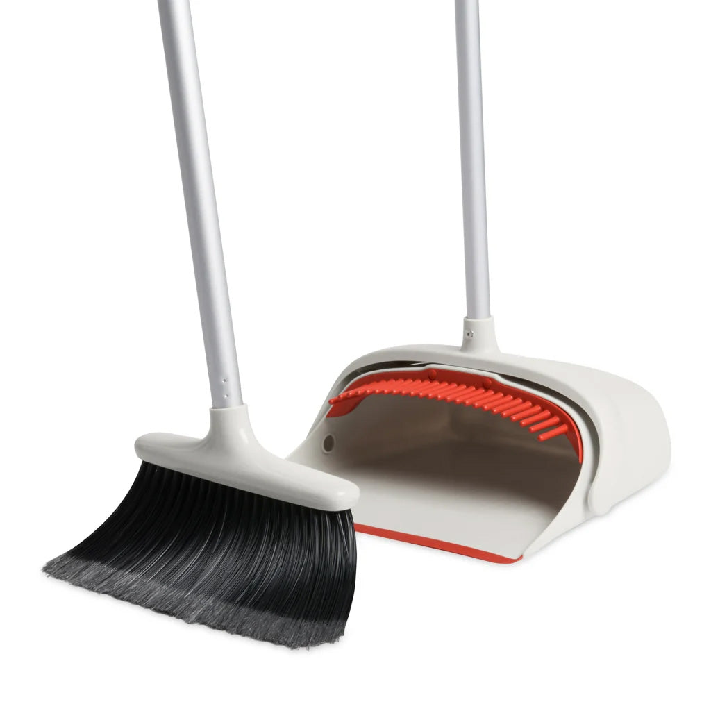 OXO Good Grips Large Sweep Set with Extendable Broom
