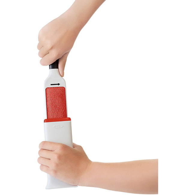 OXO Good Grips Furlifter Self Cleaning Garment Brush