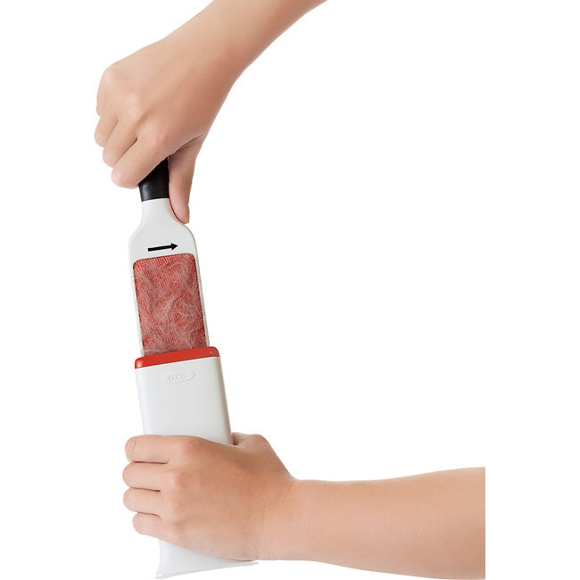 OXO Good Grips Furlifter Self Cleaning Garment Brush