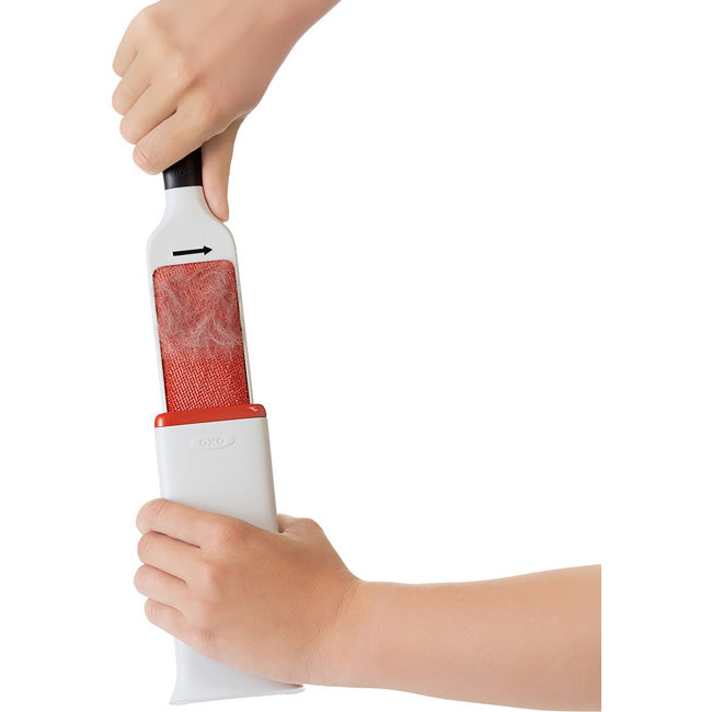 OXO Good Grips Furlifter Self Cleaning Garment Brush