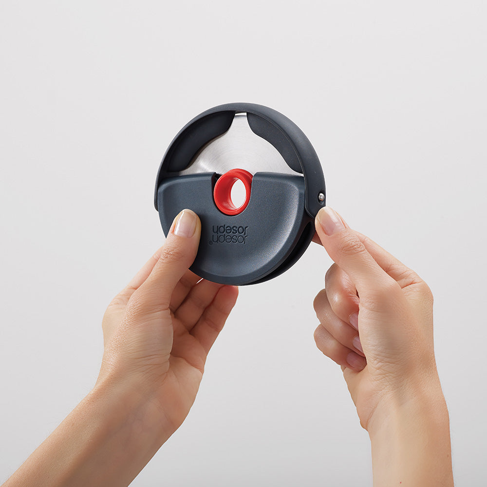 Joseph Joseph Disc Easy-Clean Pizza Cutter