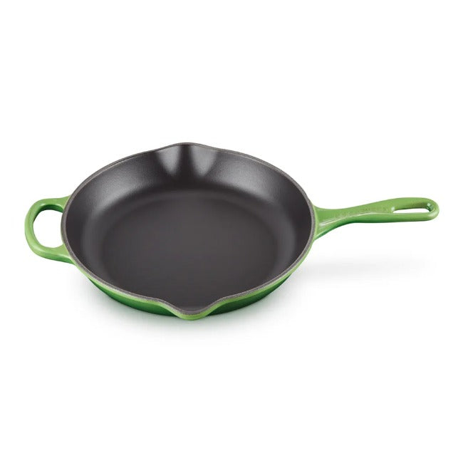 Le Creuset Signature Round Cast Iron Skillet, 26cm