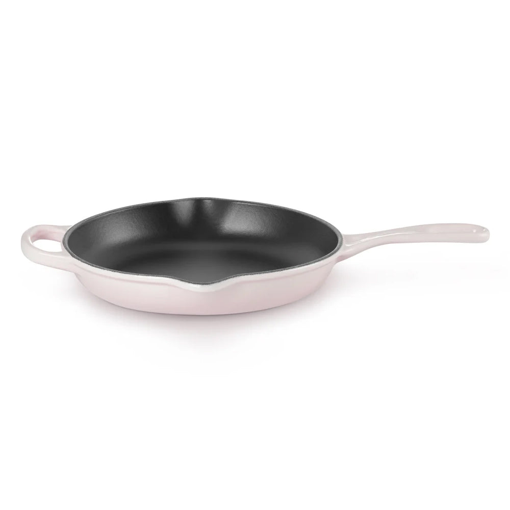 Le Creuset Signature Round Cast Iron Skillet, 26cm