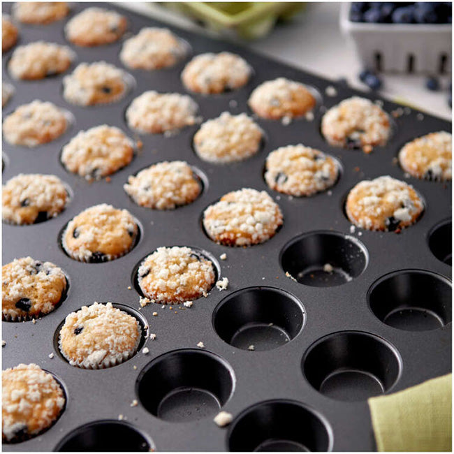 Wilton Perfect Results 48 Cup Mini Cup Muffin Pan