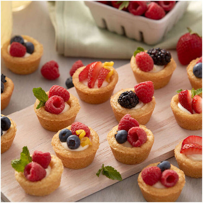 Wilton Perfect Results 48 Cup Mini Cup Muffin Pan