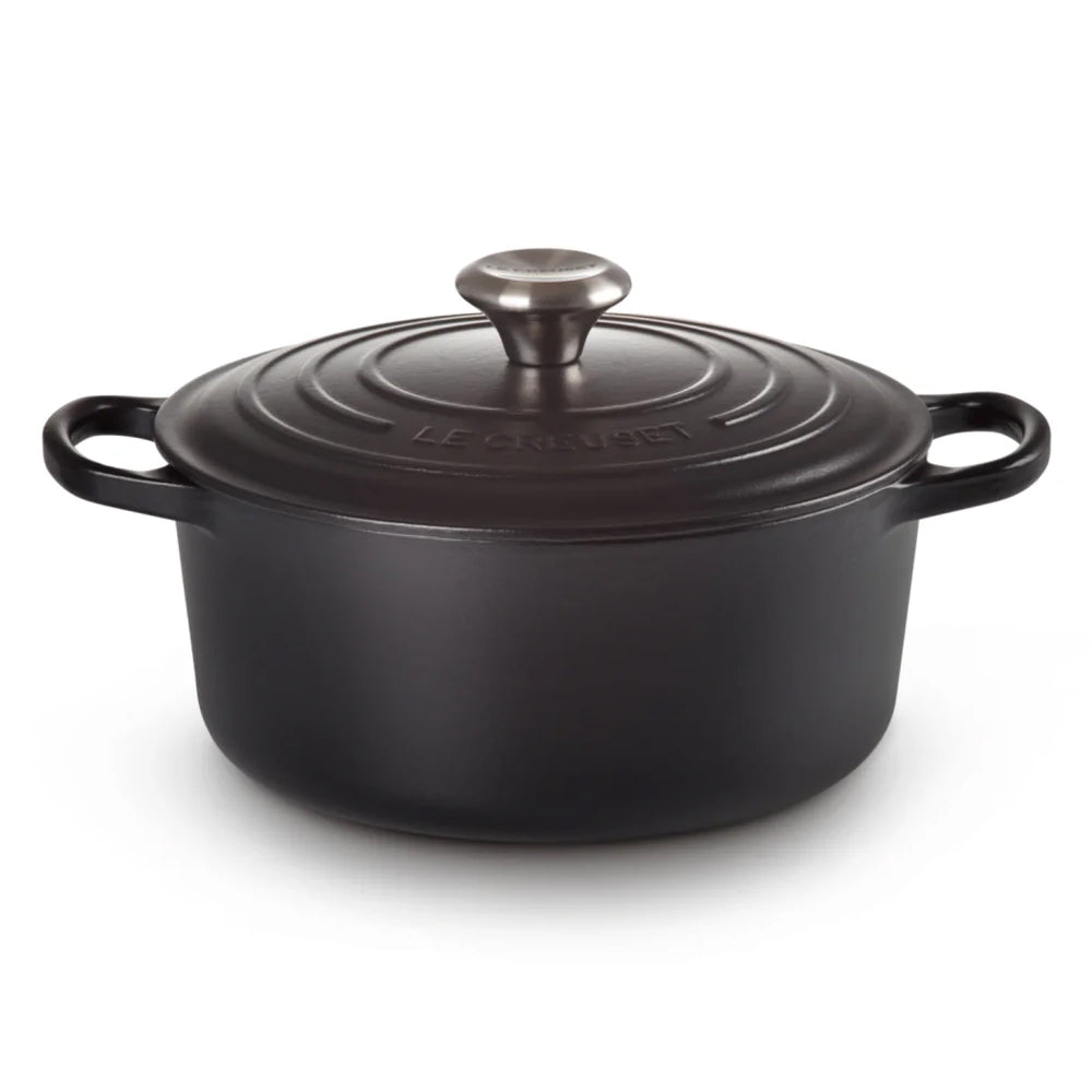 Le Creuset Signature 24cm Round Cast Iron Casserole, 4.3L