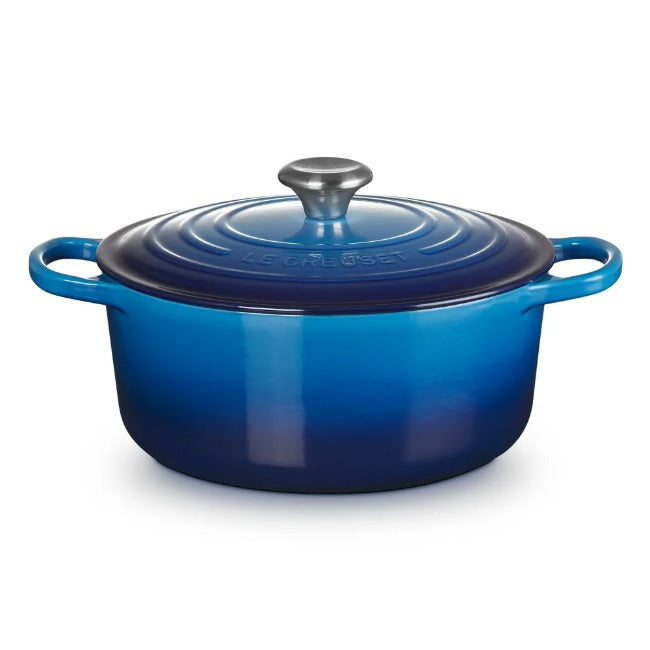 Le Creuset Signature 26cm Round Cast Iron Casserole, 5.3L