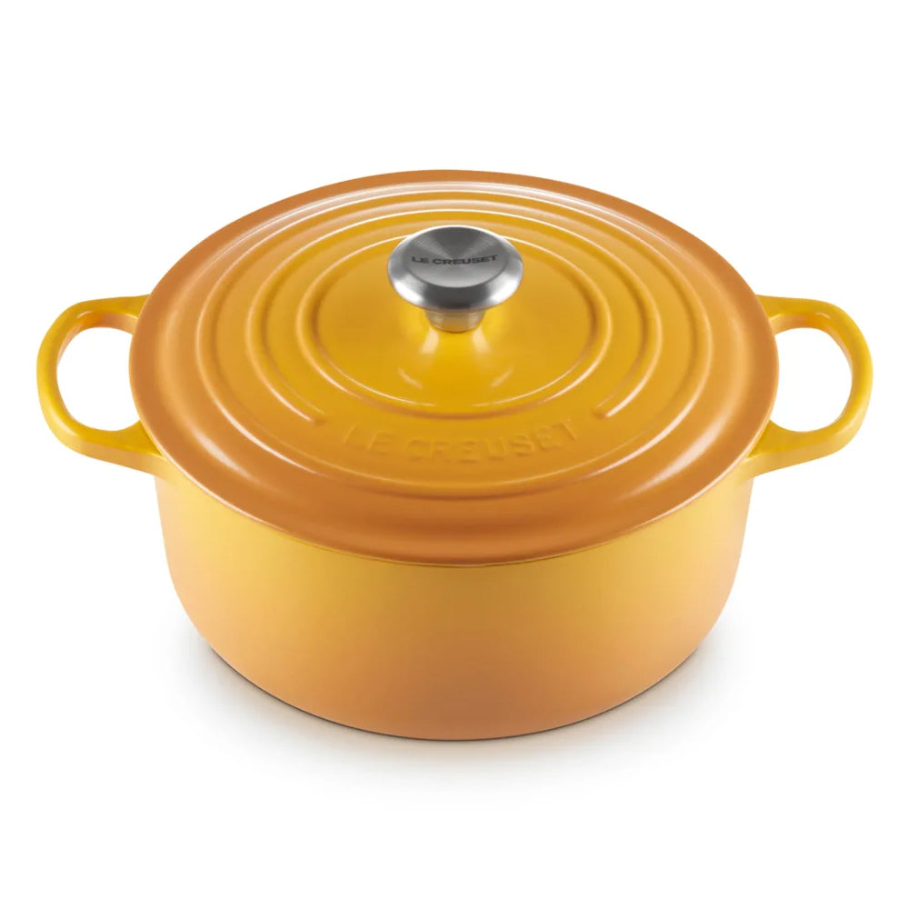 Le Creuset Signature 26cm Round Cast Iron Casserole, 5.3L