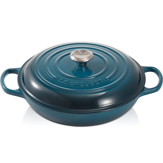 Le Creuset Signature 26cm Cast Iron Shallow Casserole, 2L
