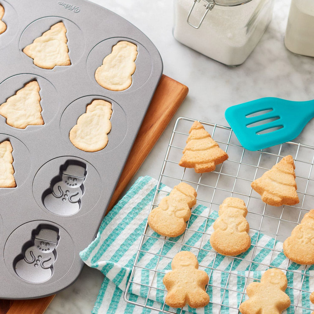 Wilton Perfect Results Premium Non-Stick Mega Cookie Sheet, 53cm