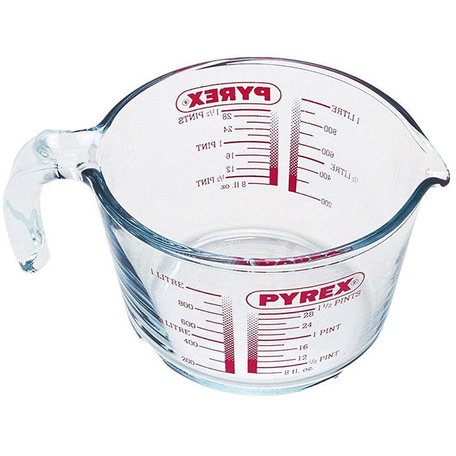 Pyrex Classic Glass Measuring Jug