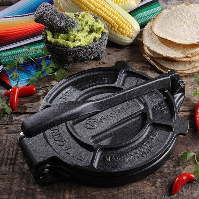 Victoria Seasoned Cast Iron Tortilla Press, 20cm