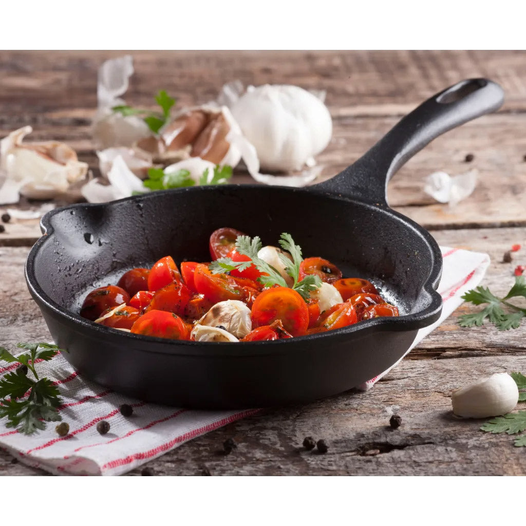 Victoria Seasoned Cast Iron Skillet Pan
