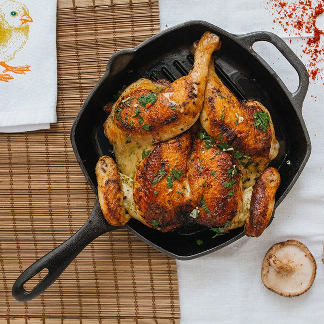 Lodge Seasoned Cast Iron Grill Pan With Helper Handle, 26cm