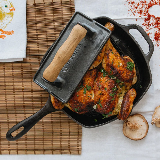 Victoria Enamelled Cast Iron Grill Pan With Helper Handle, 26cm