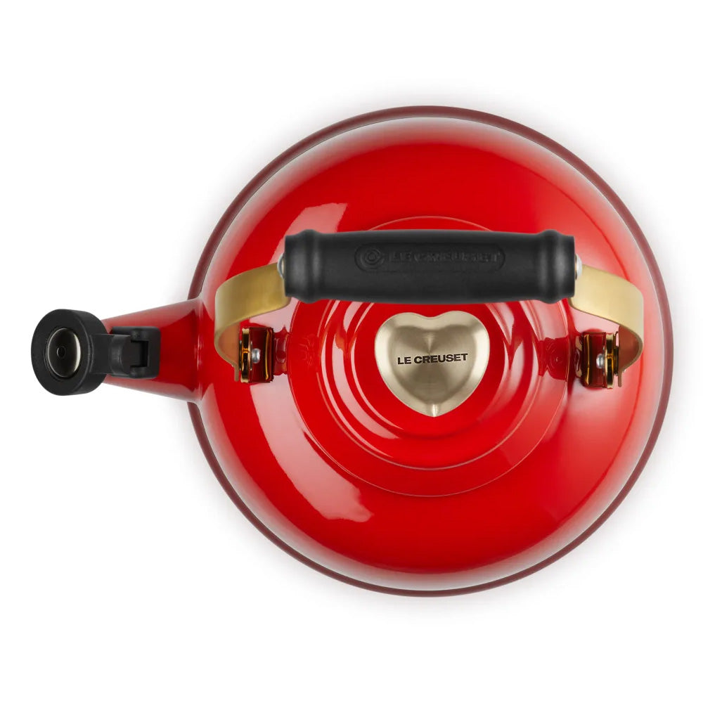 Le Creuset Whistling Stovetop Kettle With Gold Heart Knob, 1.6L