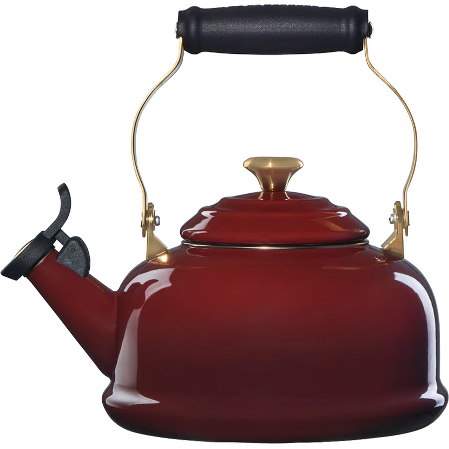 Le Creuset Classic Whistling Stovetop Kettle With Gold Knob, 1.6L