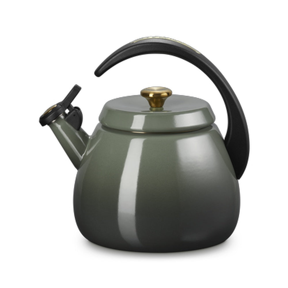 Le Creuset Cloche Whistling Stovetop Kettle, 2.1L