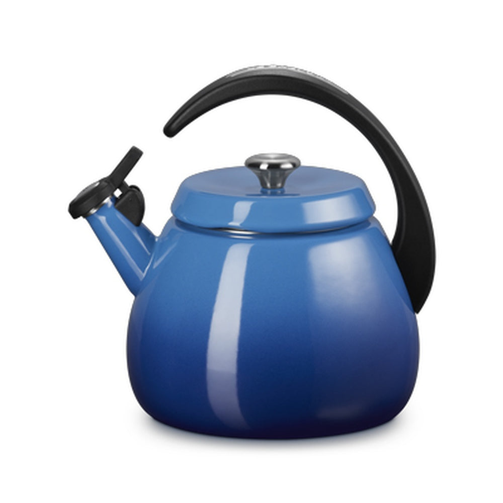 Le Creuset Cloche Whistling Stovetop Kettle, 2.1L