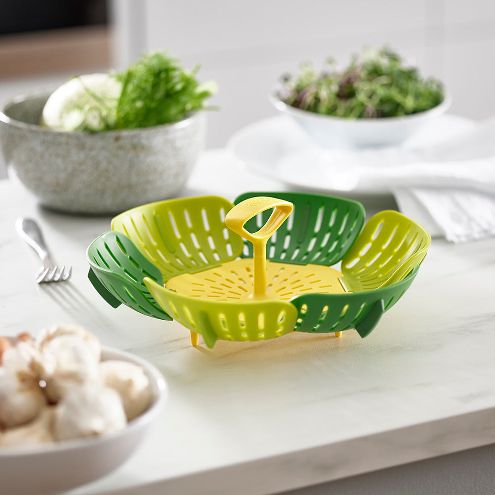 Joseph Joseph Bloom™ Folding Steamer Basket