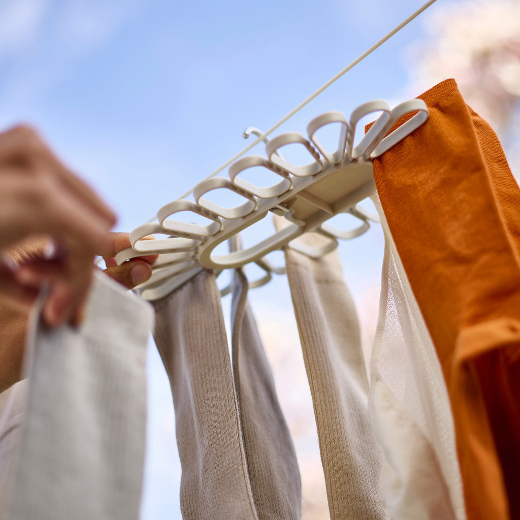 Joseph Joseph Petal™ Quick-Grip Drying Hanger
