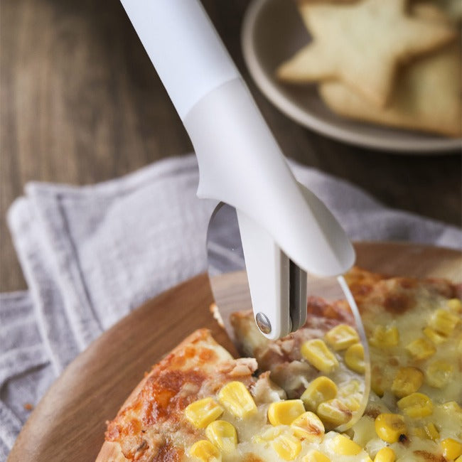B's Caterware Pizza Cutter