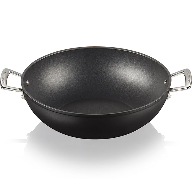 Le Creuset Toughened Non-Stick Wok, 28cm