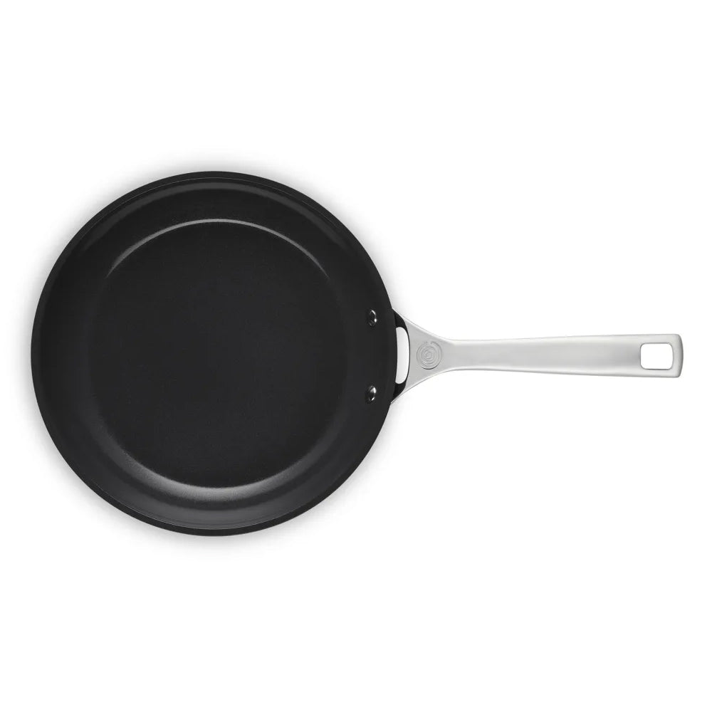 Le Creuset Essential Non-Stick Ceramic Frying Pan