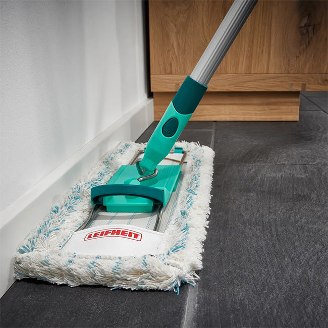 Leifheit Profi XL Floor Sweeper With Handle