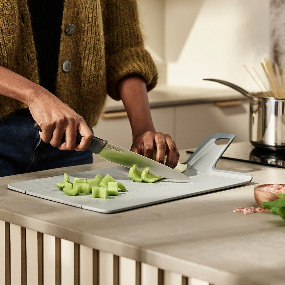 Joseph Joseph Chop2Pot™ Plus Folding Chopping Board