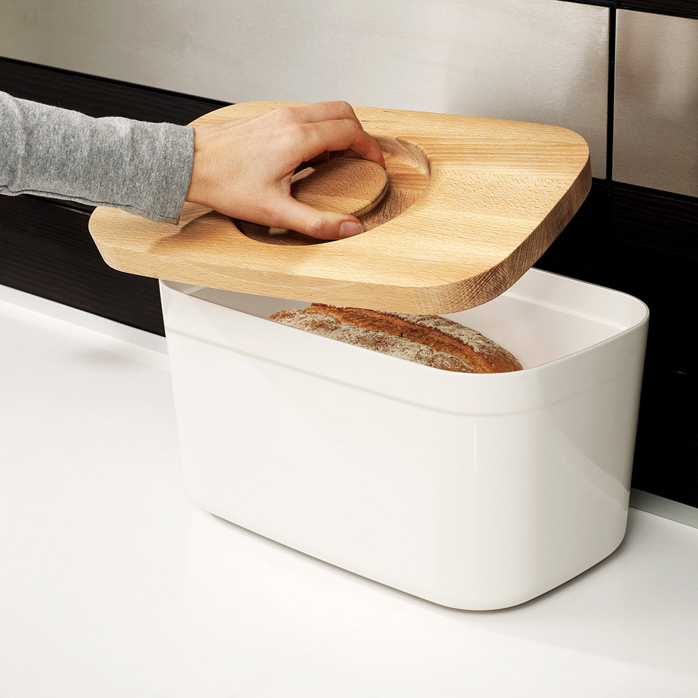 Joseph Joseph Bread Bin with Bamboo Cutting Board Lid