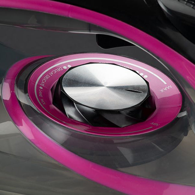 Russell Hobbs PrimeMax Steam Iron