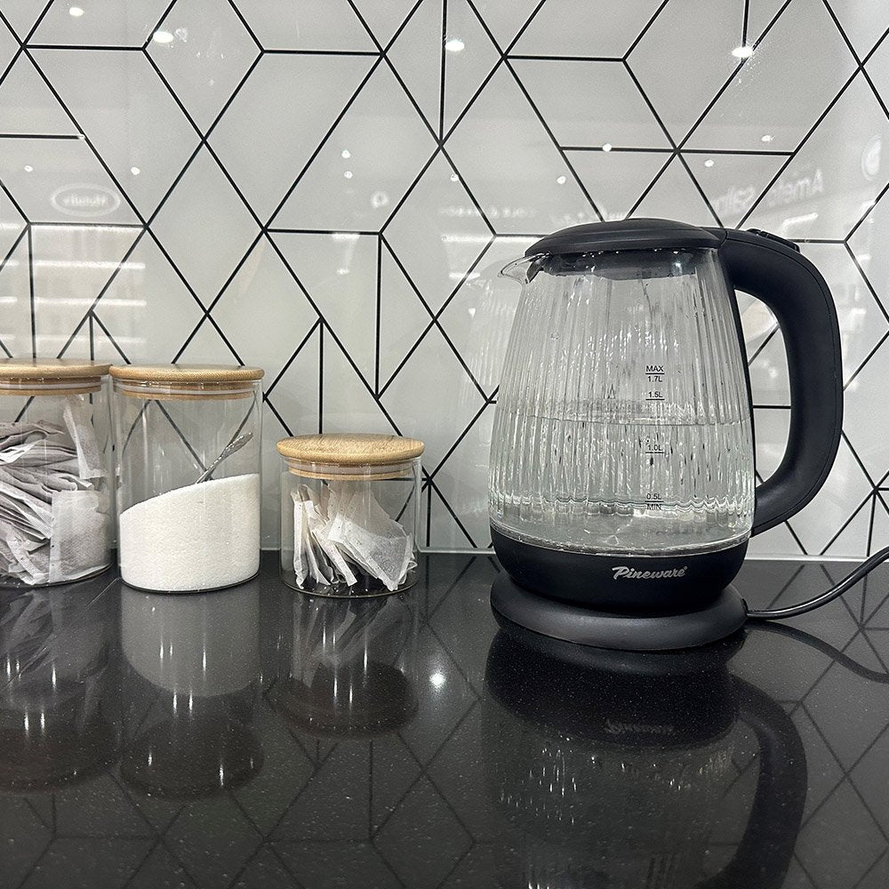 Pineware Cordless Ribbed Glass Kettle, 1.7L