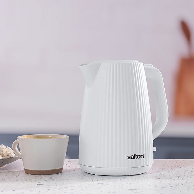 Salton Ribbed Cordless Kettle, 1.7L