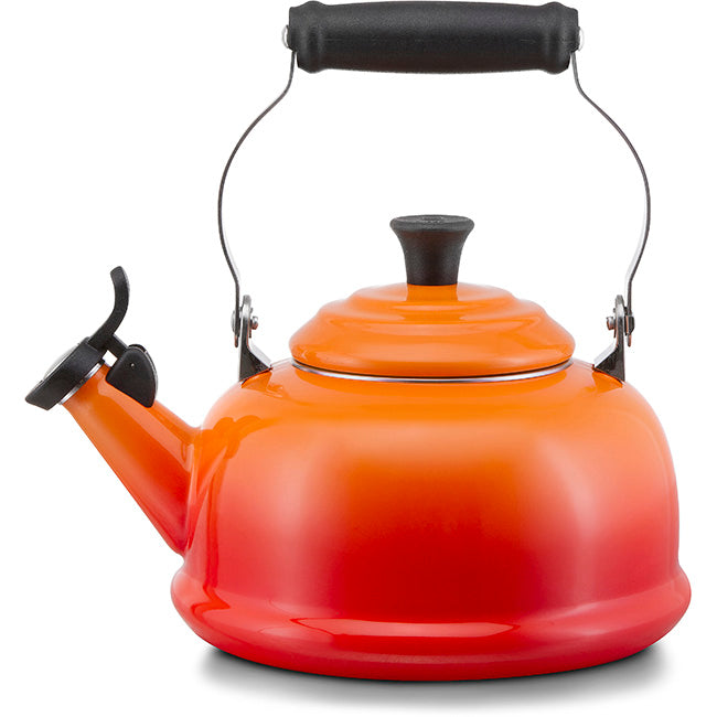 Le Creuset Whistling Stovetop Kettle, 1.6L