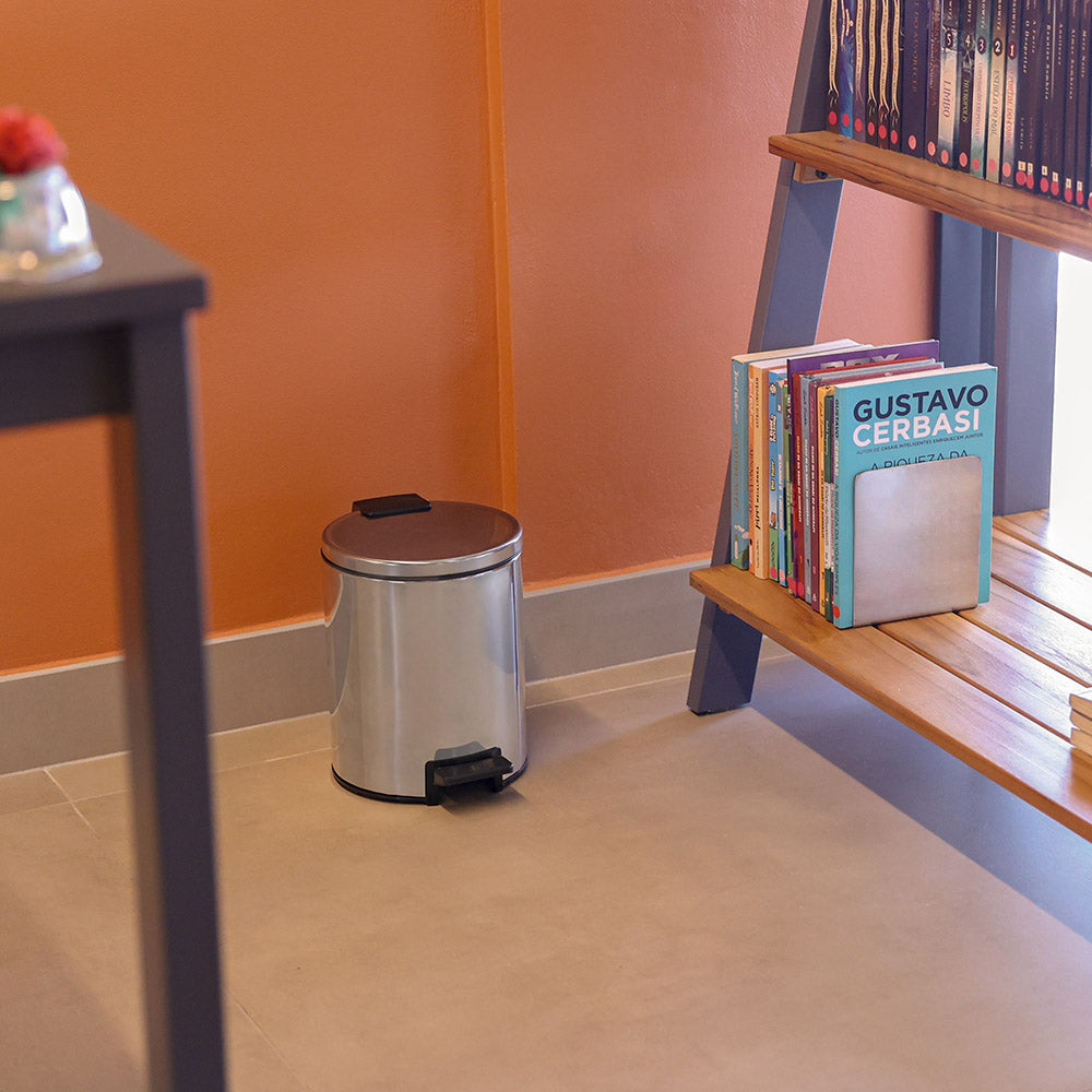 Tramontina Loop Polished Stainless Steel Step Pedal Bin