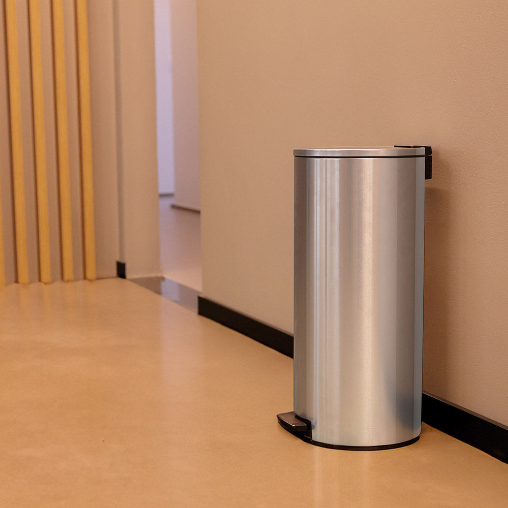Tramontina Loop Polished Stainless Steel Step Pedal Bin