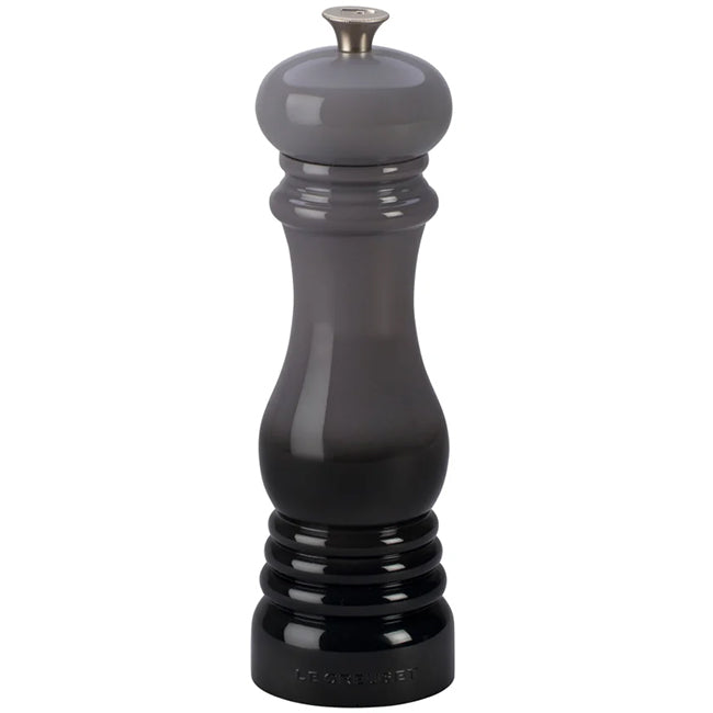 Le Creuset Classic Salt Mill, 21cm