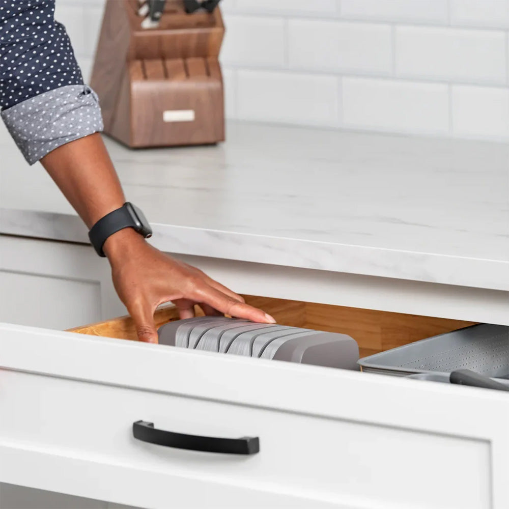 Chef's Choice DC-1520 Rechargeable Angle Select Electric Knife Sharpener