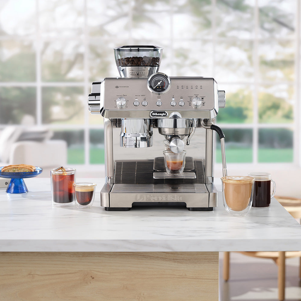 DeLonghi La Specialista Opera Manual Pump Espresso Coffee Machine, EC9555.M
