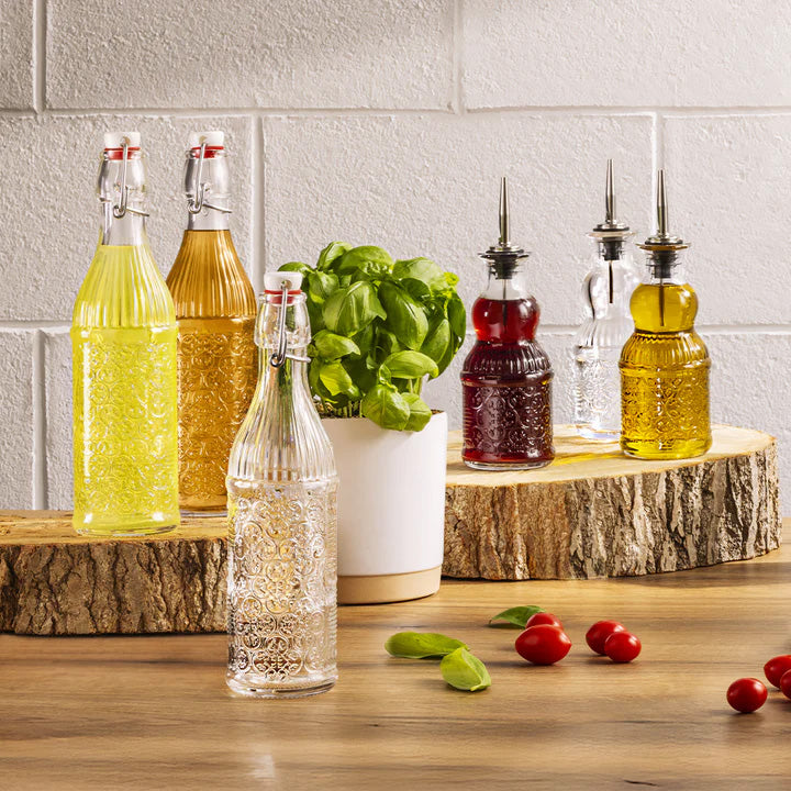 Bormioli Rocco Italian Heritage Bottle With Pourer, 250ml