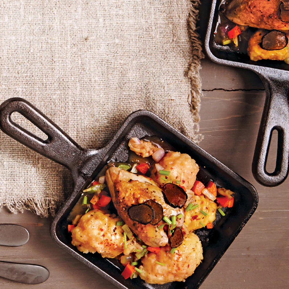 Lodge Seasoned Cast Iron Square Skillet, 14cm