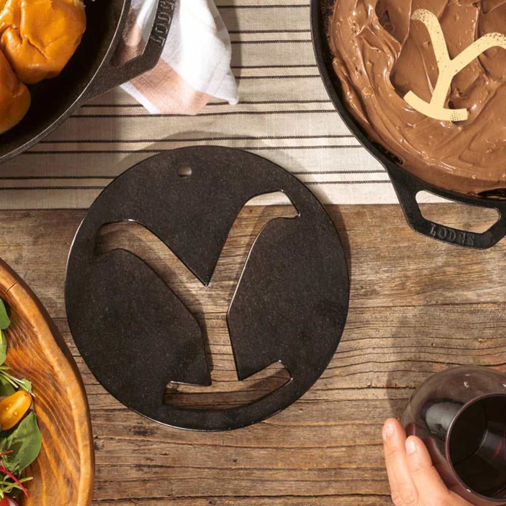 Lodge Yellowstone Seasoned Cast Iron Power Y Trivet, 20cm